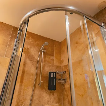 The Dragon At Hotell Hardraw