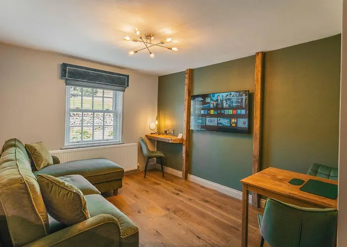 Hotel The Dragon At 4*