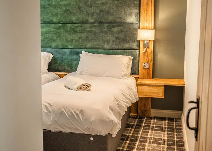 Hotel The Dragon At 4*