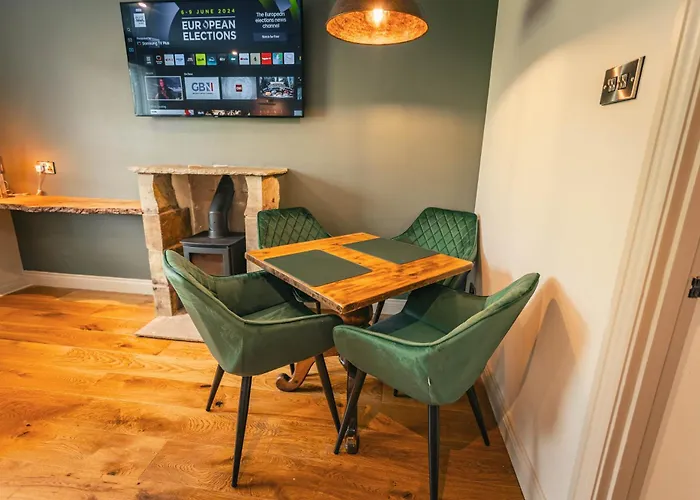 The Dragon At 4* Hardraw