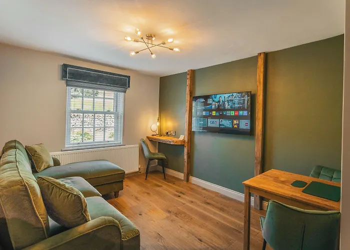 Hotel The Dragon At 4*