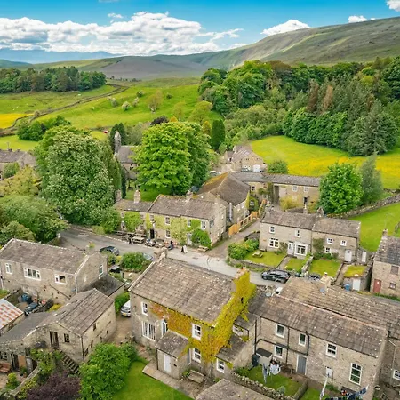 Hotel The Dragon At Hardraw