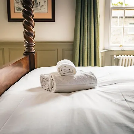 The Dragon At Hotel Hardraw