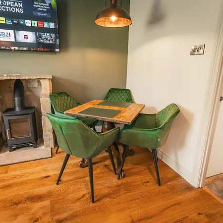 The Dragon At Hotel Hardraw