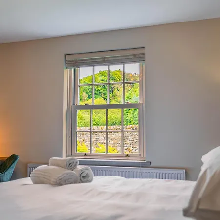 The Dragon At 4* Hardraw